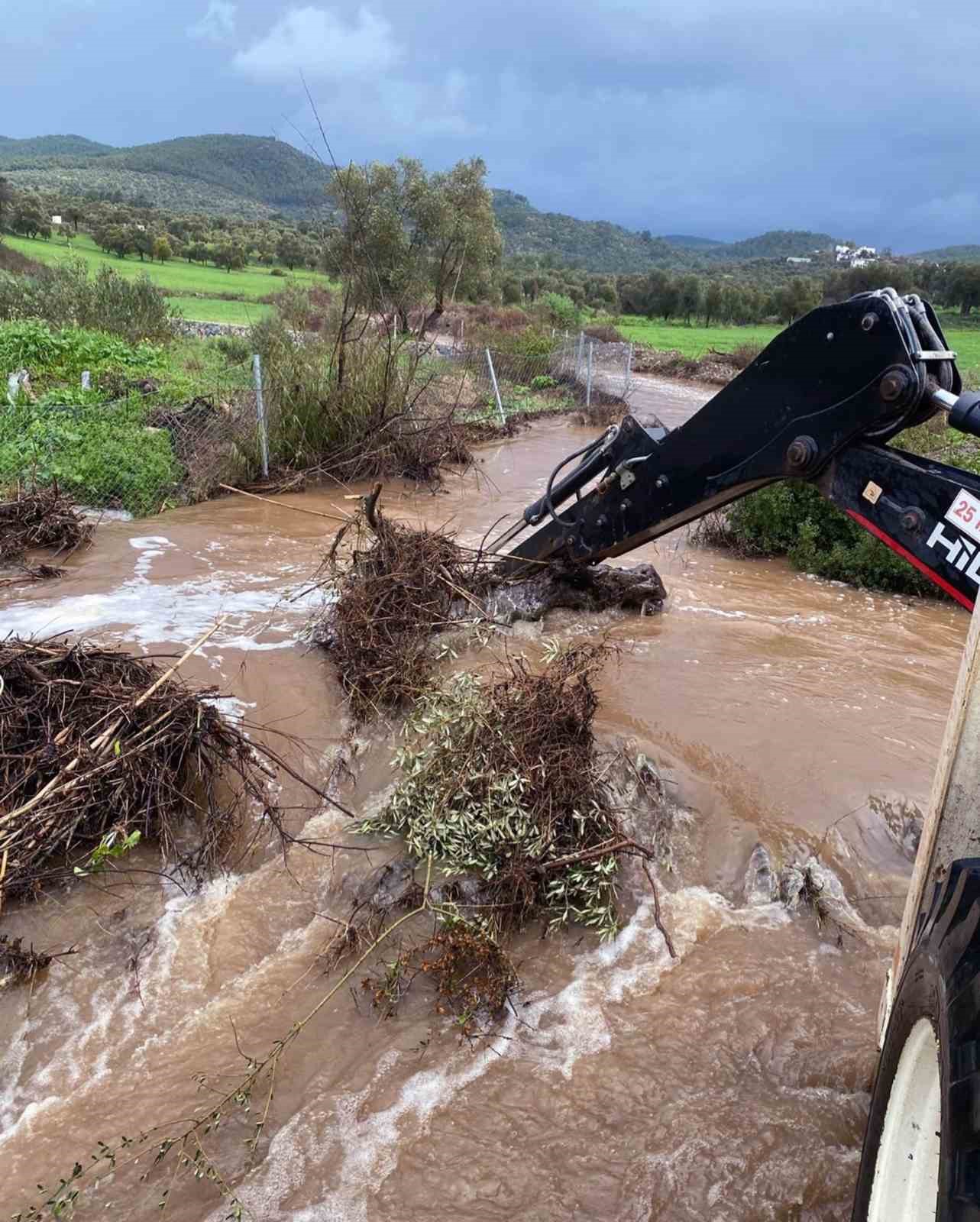 Muğla’da devam eden sağanak yağışlarda