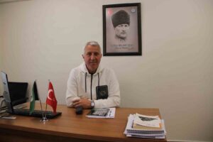 Muğlaspor Teknik Direktörü Durmuş: “Tarihi yürüyüşü taraftarımızla beraber mutlu sonla bitireceğiz”