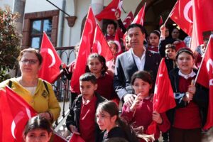 Başkan Aras’tan 23 Nisan mesajı
