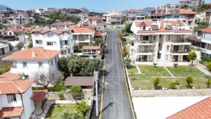 Datça’da 13 kilometre sıcak asfalt serimi tamamlandı