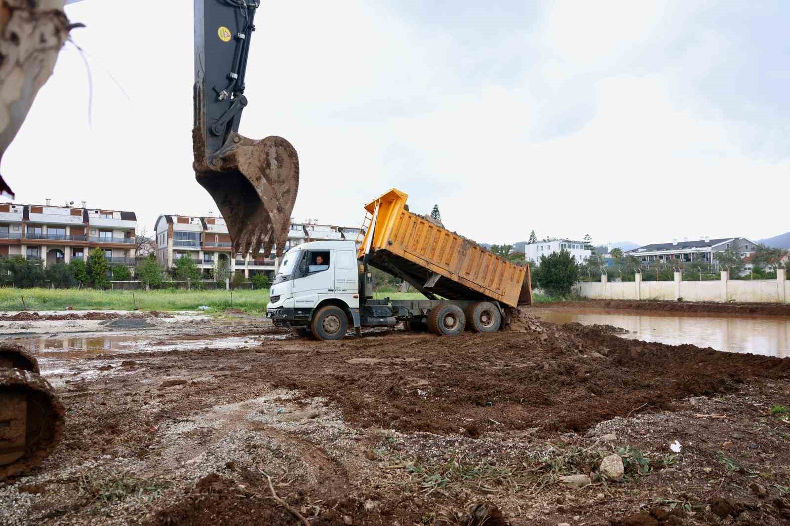 Marmaris Belediyesi, Siteler Mahallesi’nde başlattığı