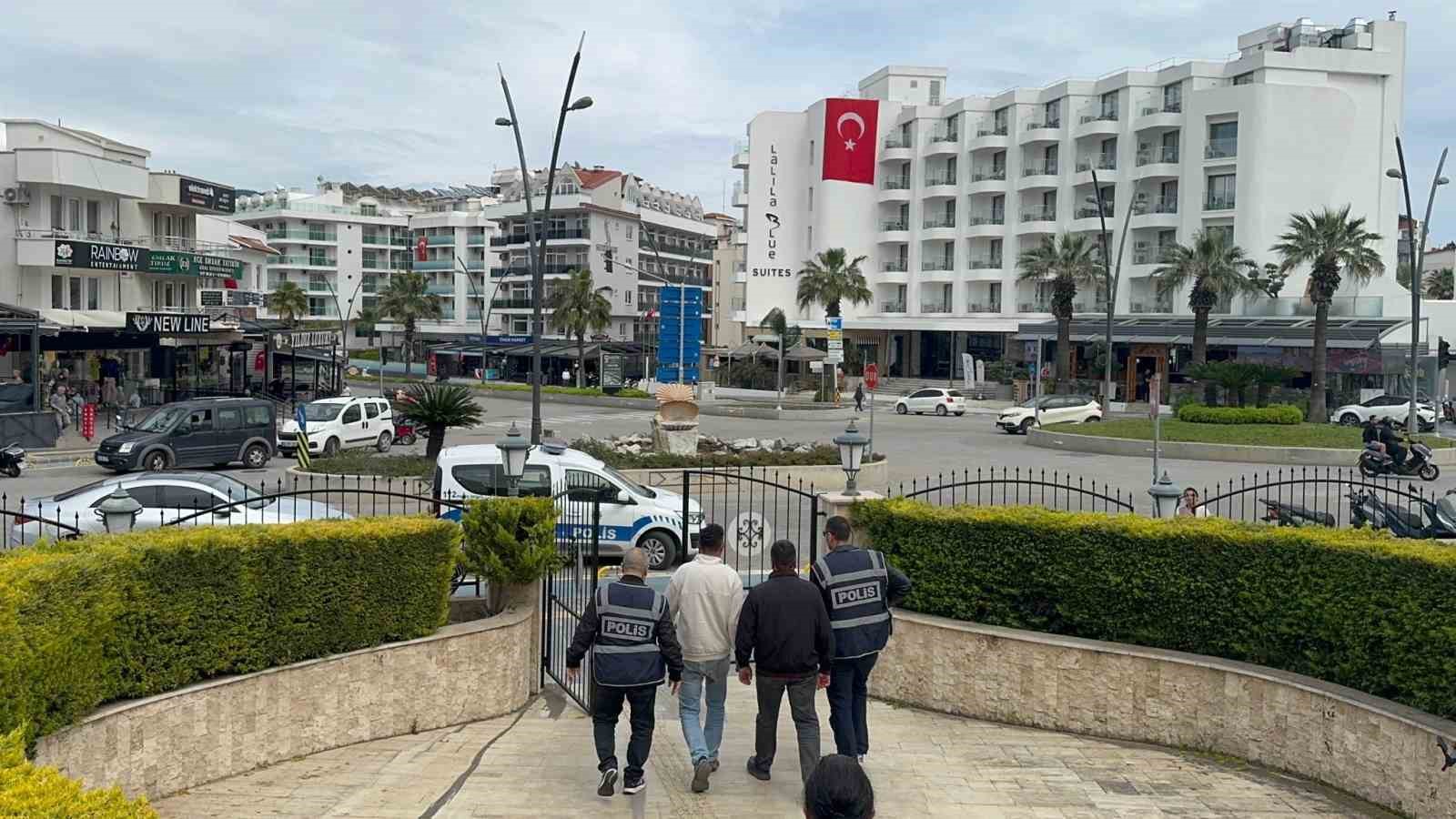 Muğla’nın Marmaris ilçesinde denize