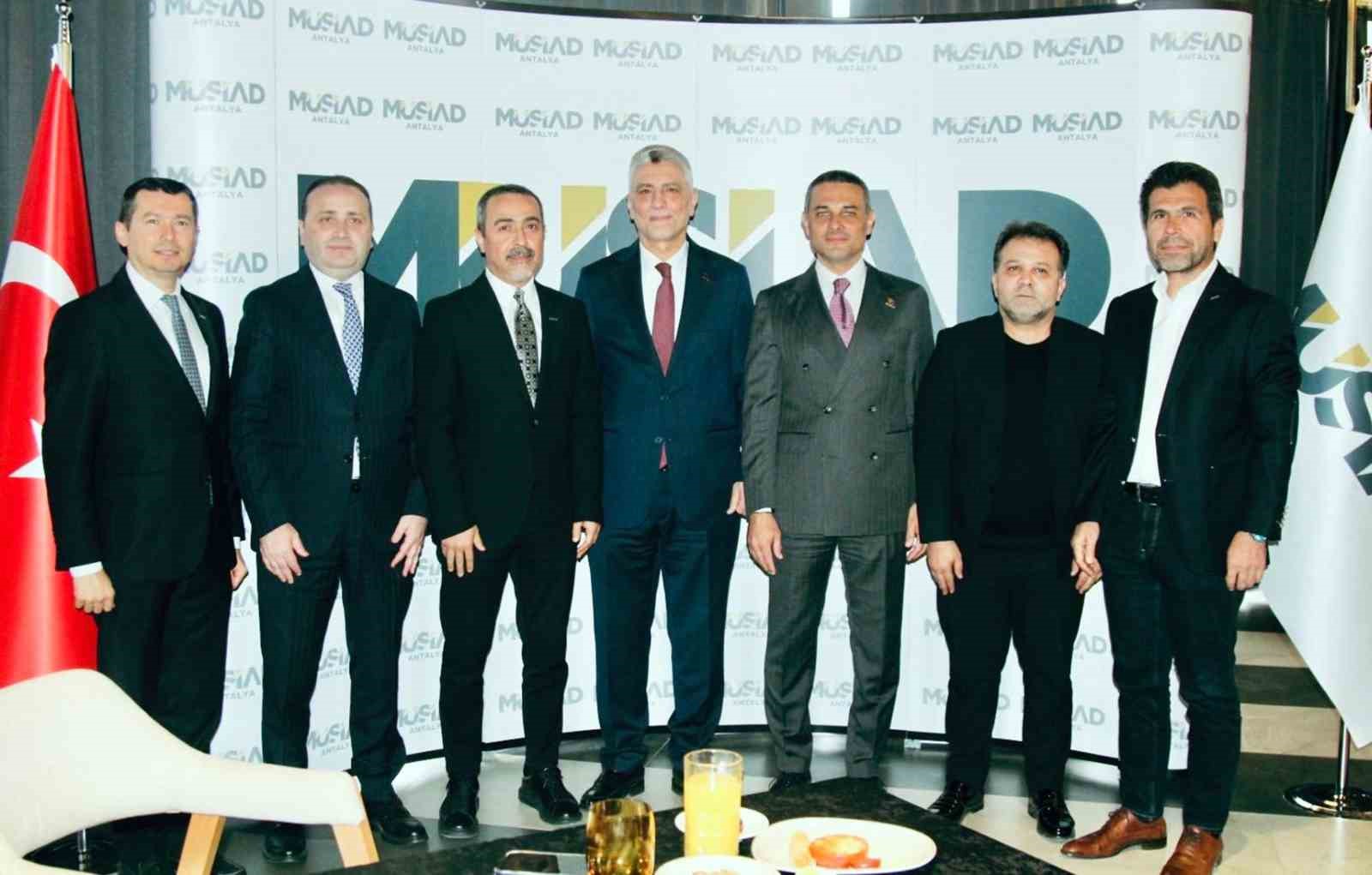 MÜSİAD Antalya Şubesi’nin ev sahipliğinde,