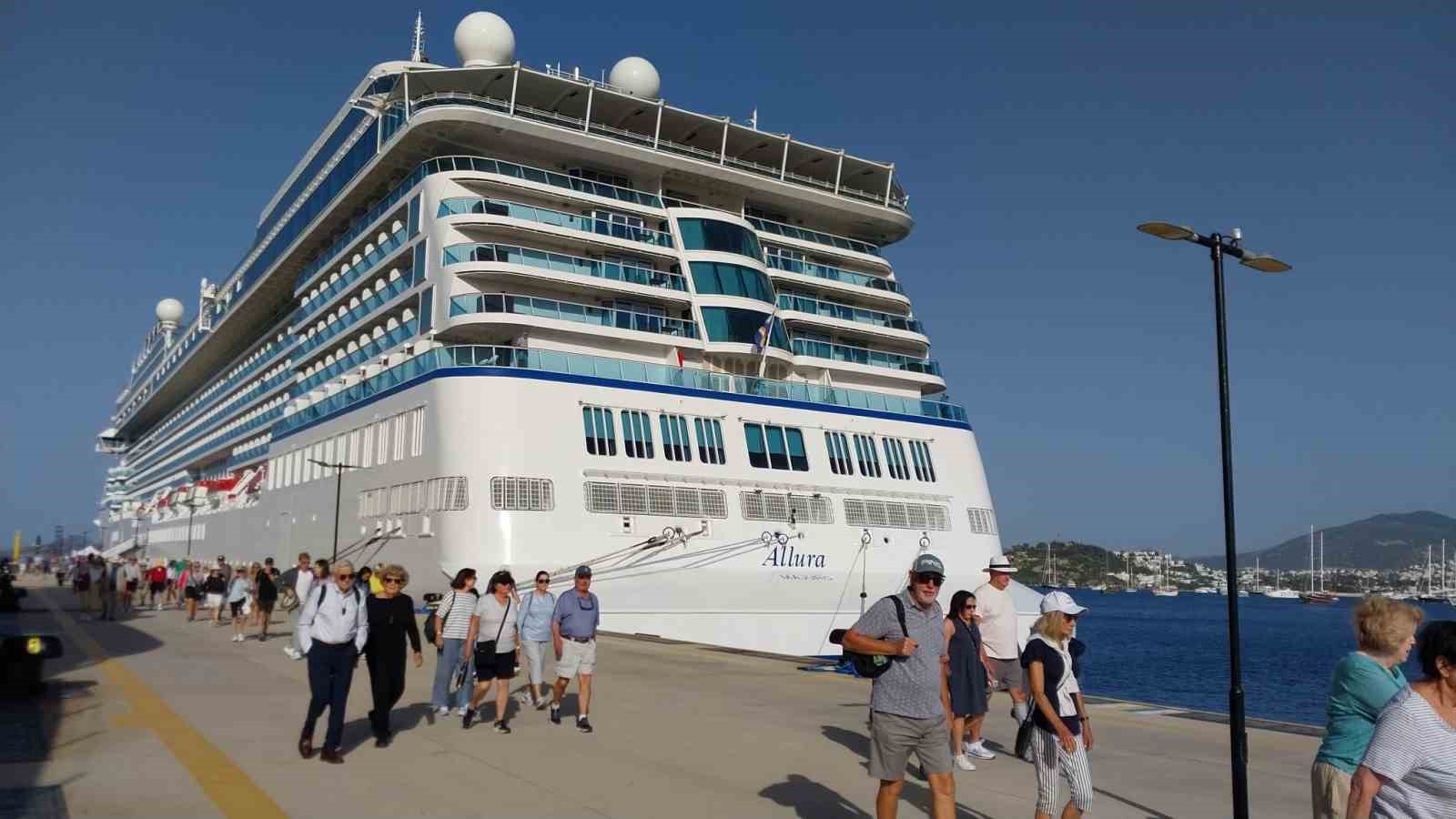 Muğla’nın Bodrum ilçesine gelen Allura