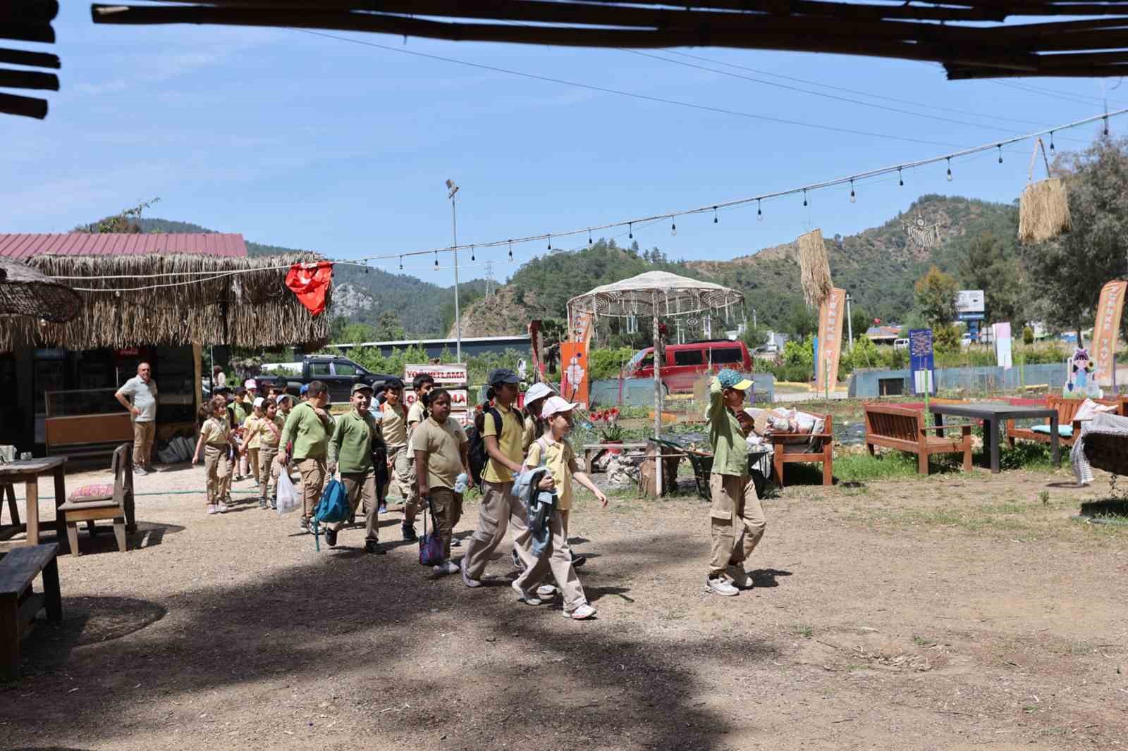 Muğla’nın Marmaris ilçesinde Büyükşehir Belediyesi
