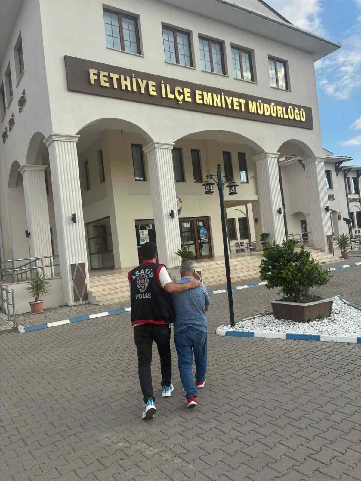 Fethiye’nin Karaçulha Mahallesi’nde, haklarında kesinleşmiş
