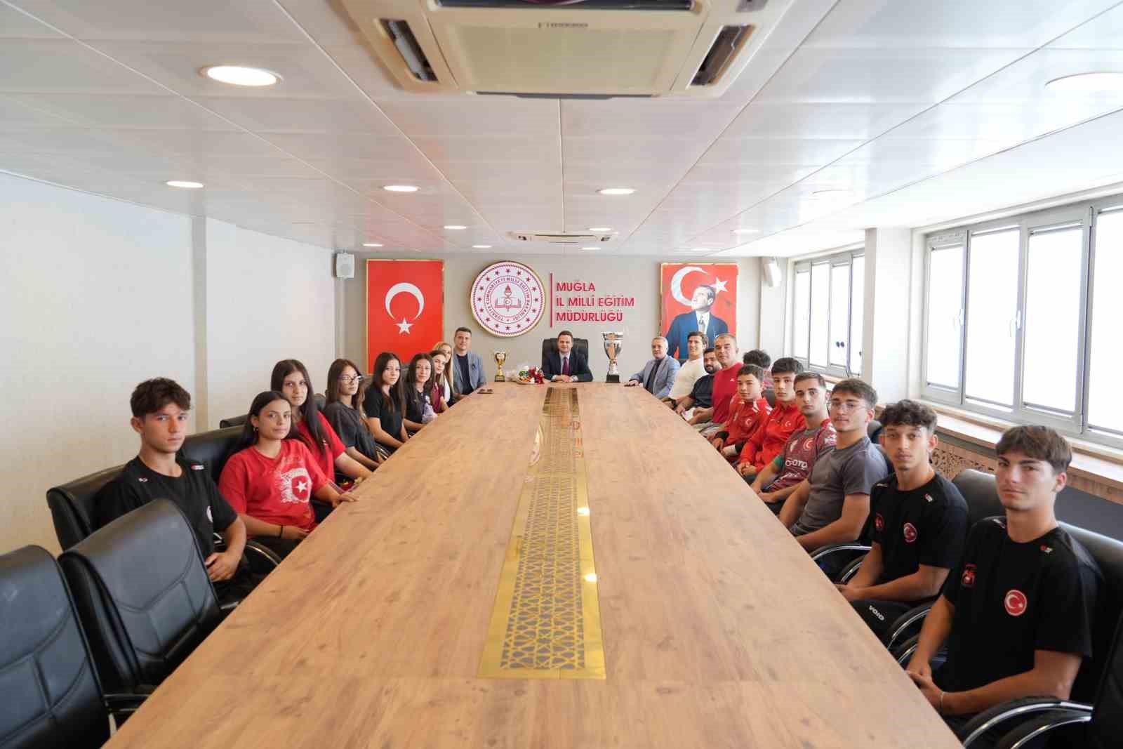 Ulusal ve uluslararası arenalarda elde