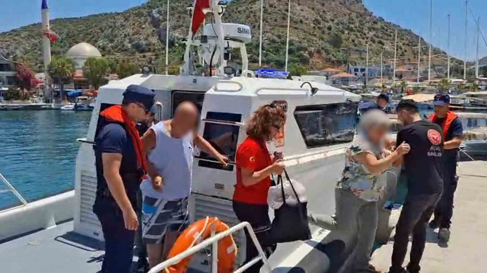 Muğla’nın Marmaris ilçesi açıklarında seyreden